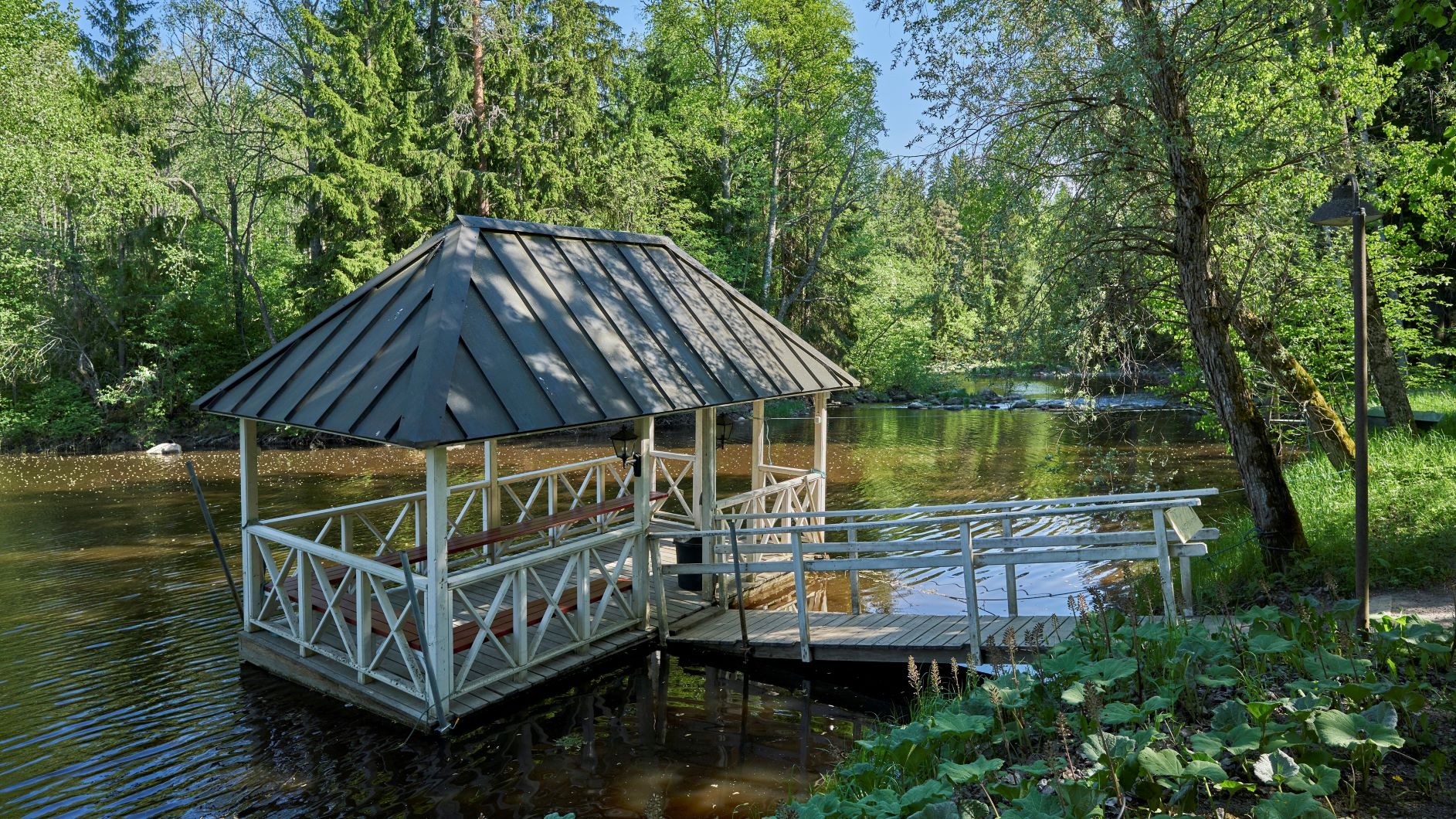 Genuine Smoke sauna