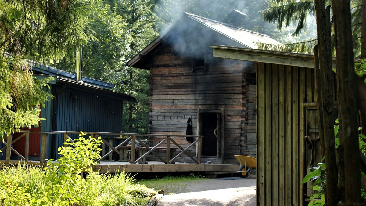 Genuine smoke sauna